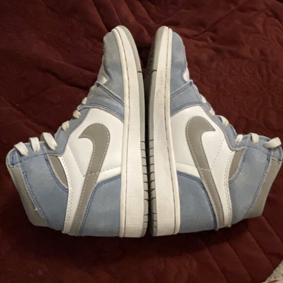 Size 5.5 VY Air Jordan‎ 555088-402  1 Retro OG High Hyper Royal Youth Suede Jump - Picture 8 of 16